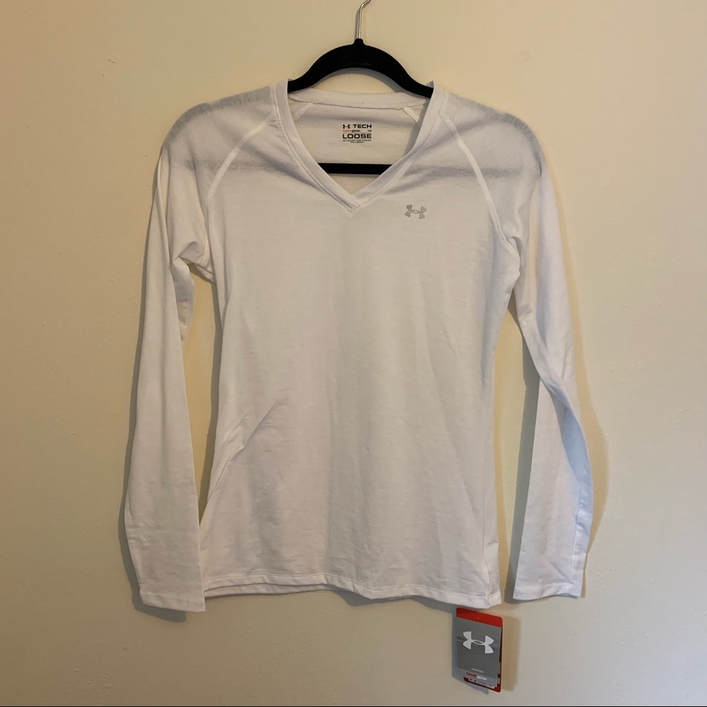 NWT Under Armour Top